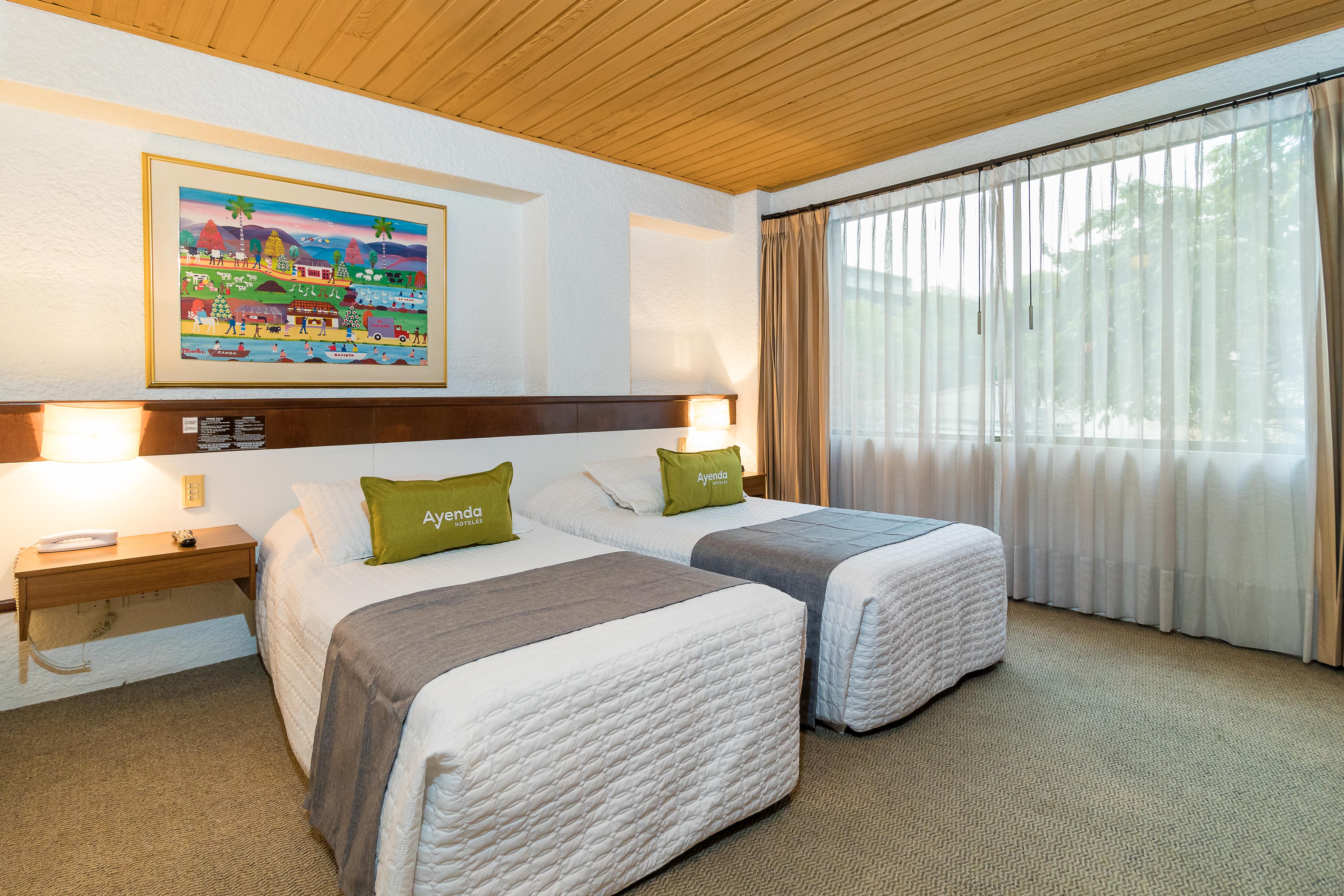 Hotel Suites Real 97 Богота Екстериор снимка