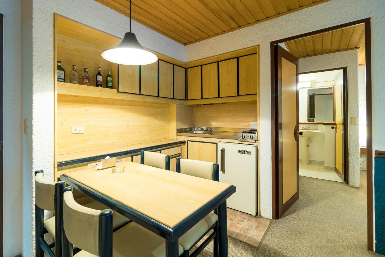 Hotel Suites Real 97 Богота Екстериор снимка